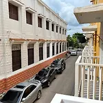 Beautiful Duplex In The Historic Center!